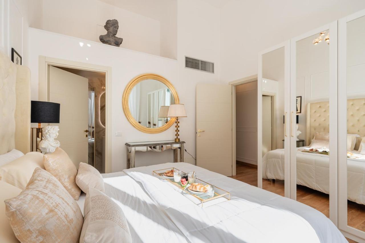 Maison Miro With Private Parking Лукка Экстерьер фото