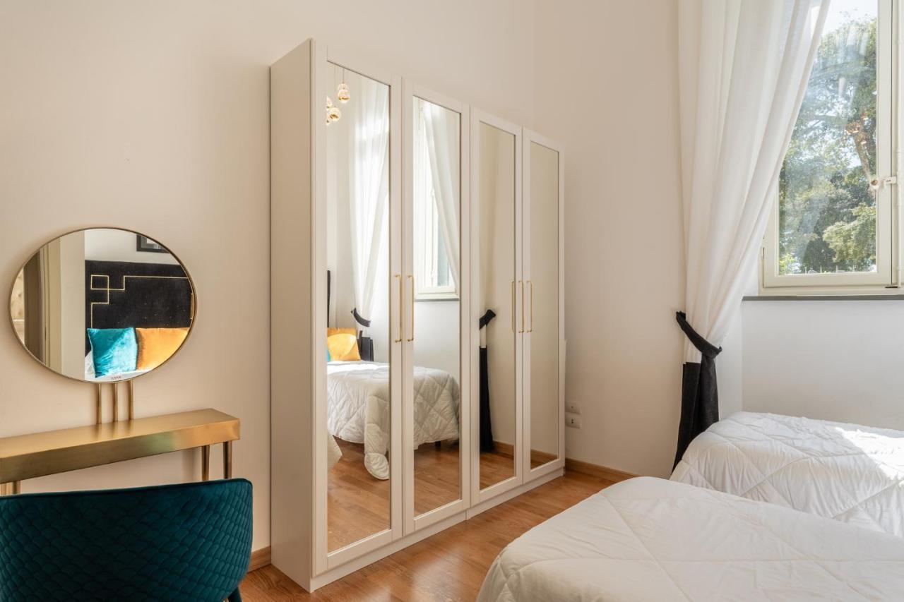 Maison Miro With Private Parking Лукка Экстерьер фото